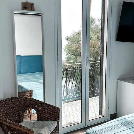 Apartman Bilocale Affacciato Sullo Stretto *