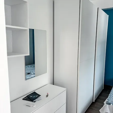 Bilocale Affacciato Sullo Stretto Apartman *